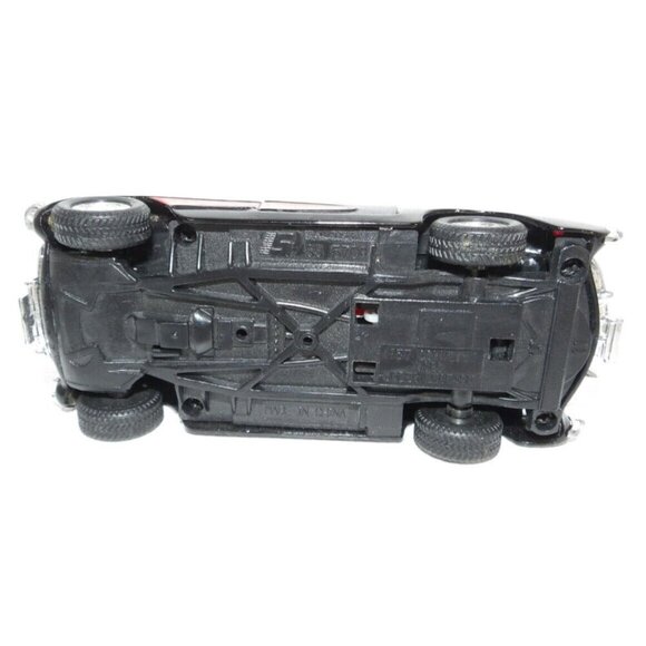 SUNNY SIDE black 1957 Chevrolet Corvette convertible #SS5709 MISSING TAIL LIGHT - Picture 6 of 7